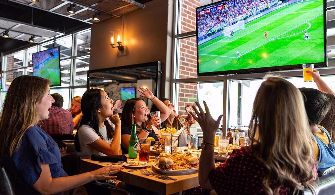 Game On! Preparing Your Restaurant for a Thriving Football Season