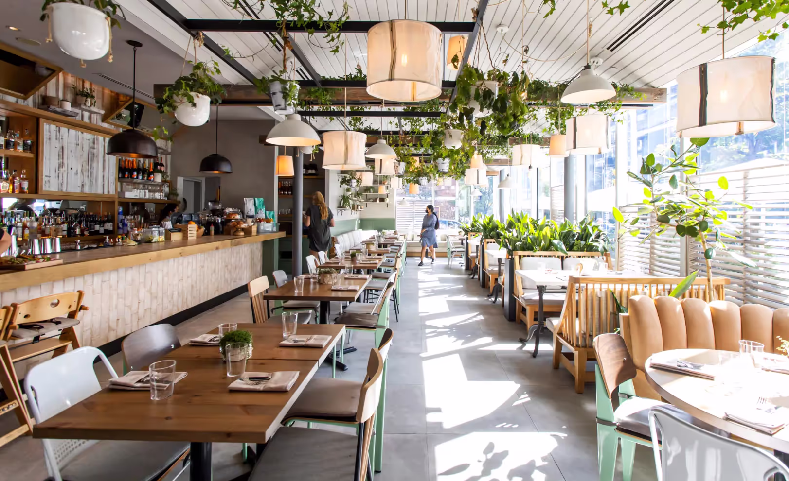 Maximizing Patio Success: Best Practices for Restaurant Operators & Managers